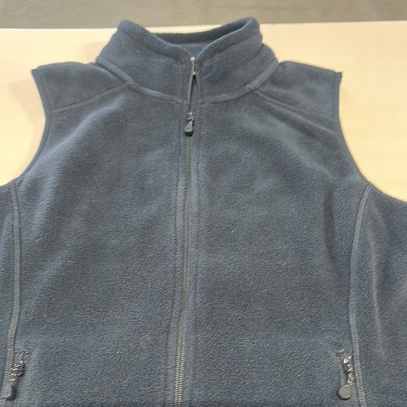 Vineyard Vines Blue Fleece Vest High Collar - Picture 2 of 8